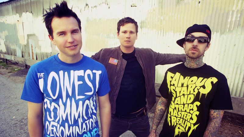 Fichier:Blink-182 background.jpg